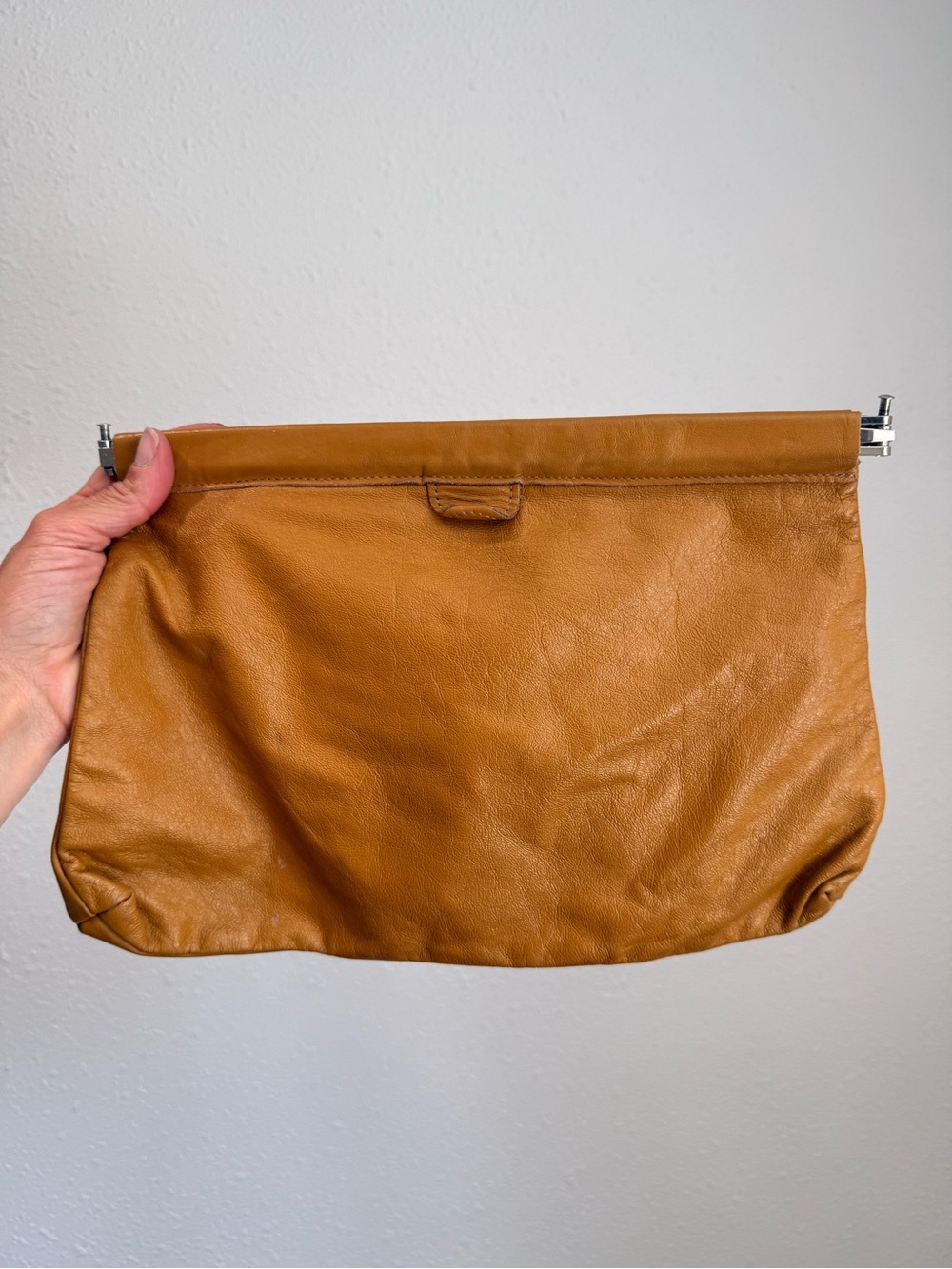 Vintage camel tan brown leather clutch handbag - Picture 6 of 6